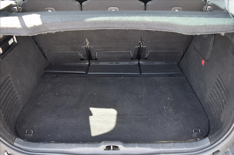 Citroën C4 Picasso 1,6 HDI 82KW NÍZKÉ KM 2XKOLA - fotka 26 z 50