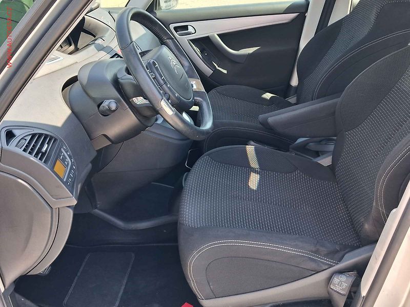 Citroën Grand C4 Picasso (2012) 1.6VTi, AC - fotka 9 z 18