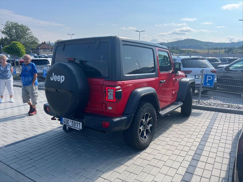 Jeep Wrangler 2,1 CRD 147KW Rubicon CZ 1 maj - fotka 12 z 17