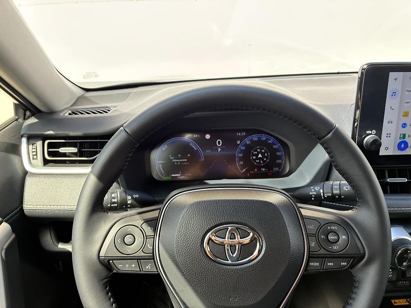 Toyota RAV4 2.5 HSD e-CVT AWD Comfort Styl - fotka 15 z 22