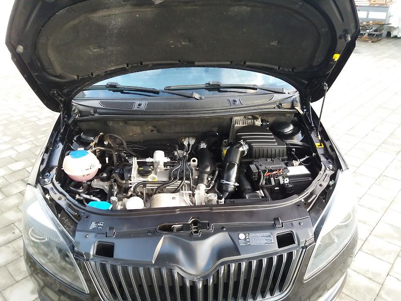 Škoda Roomster 1.2TSi,63kW,ESP, ZADÁNO !! - fotka 30 z 31