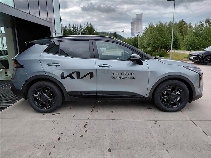 Kia Sportage 1,6   T-GDI 7DCT 4x4 BLACK ED. - fotka 4 z 16