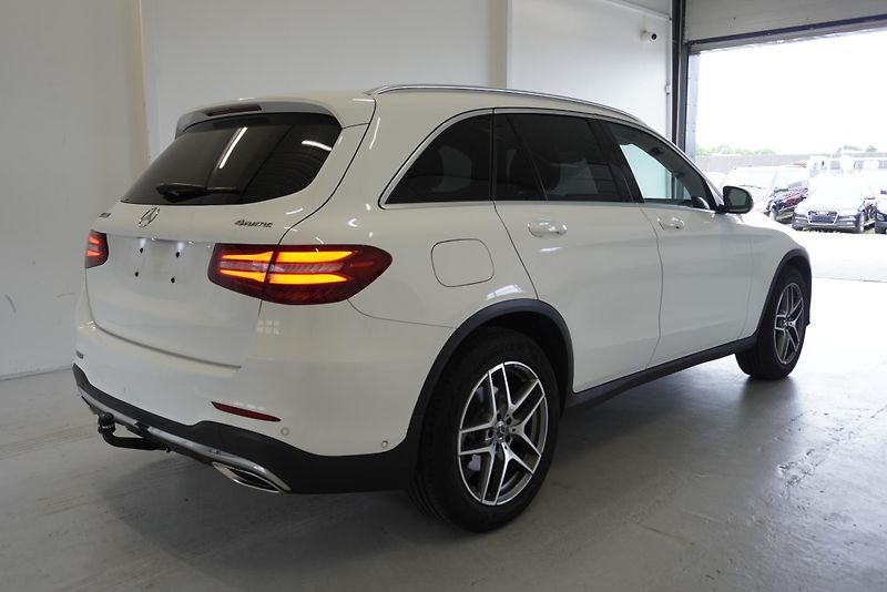 Mercedes-Benz GLC (2018) GLC300 2,0I 4MATIC AMG PACKET - fotka 5 z 27