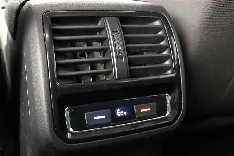 Volkswagen Passat (2020) 1.4 GTE, Automat, Navi - fotka 12 z 20