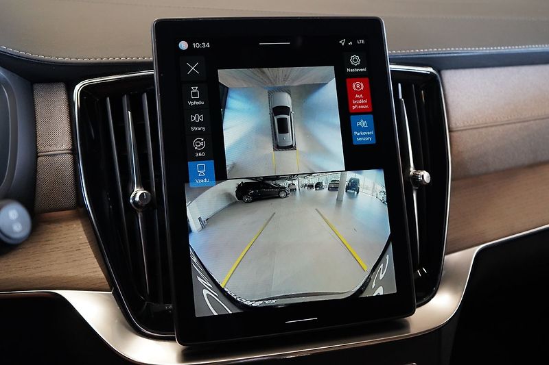 Volvo XC90 T8 PLUS Dark, Vzduch, 360° - fotka 25 z 49