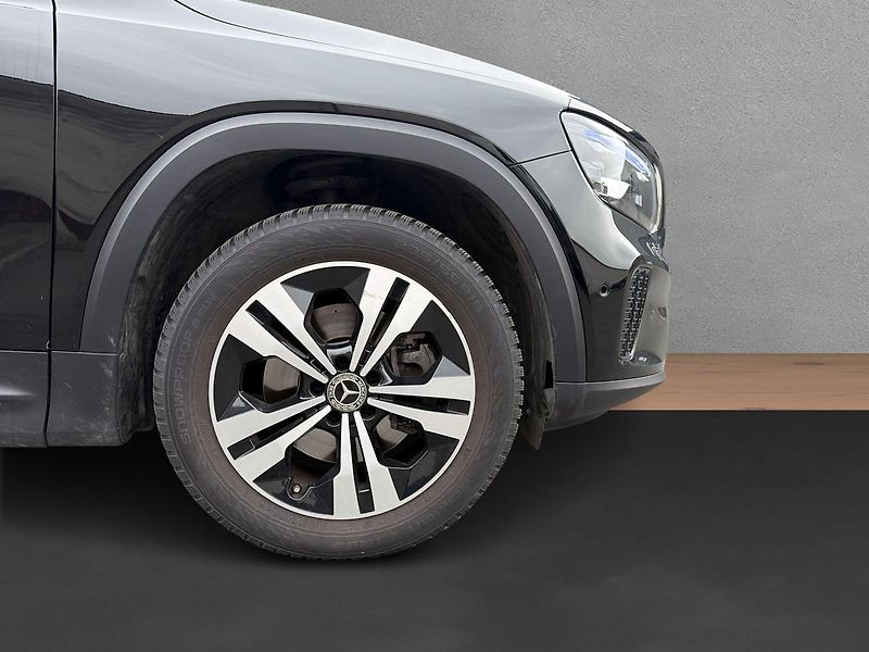 Mercedes-Benz GLB 200d 4M, CZ - fotka 15 z 17