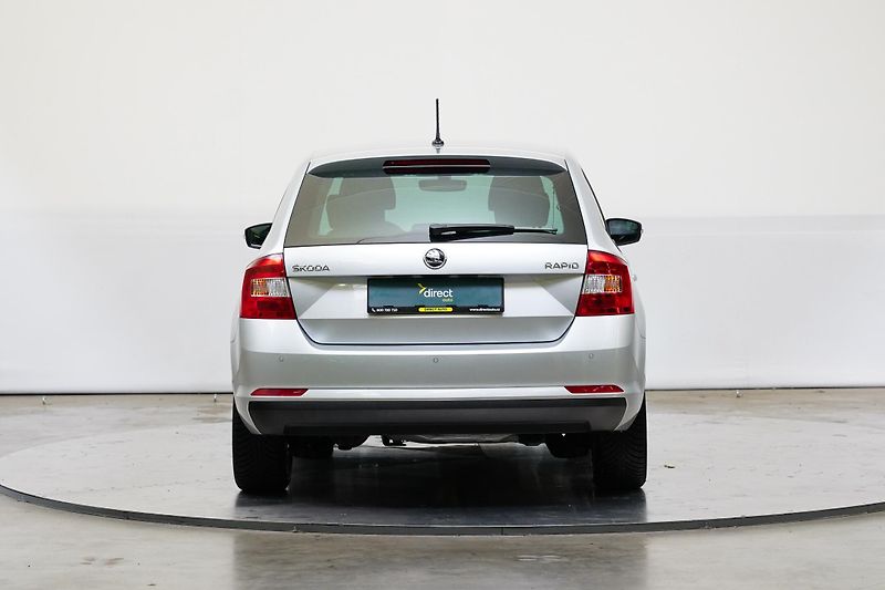 Škoda Rapid - fotka 6 z 35