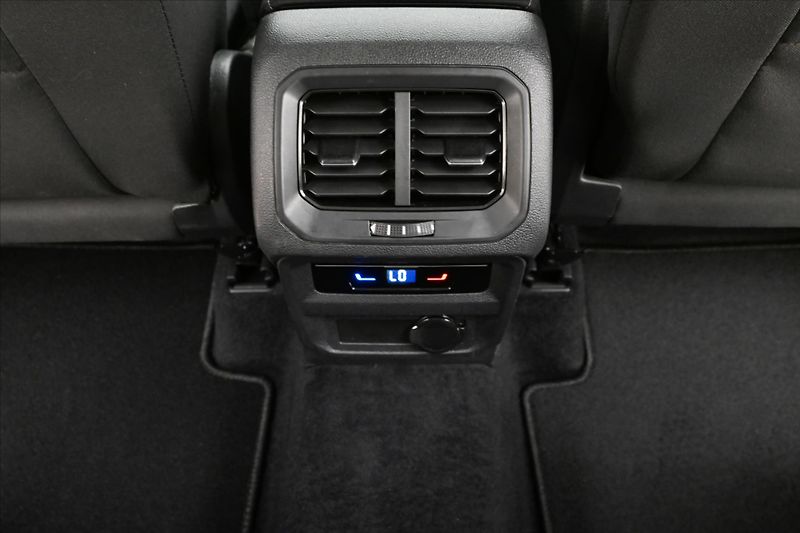 Volkswagen Tiguan Allspace 2,0 TDI 110kW DSG 7Míst Záruka - fotka 22 z 32