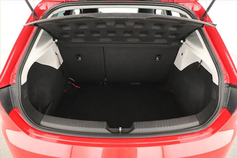 Seat Leon (2012) 1.4 TSI, Navi, Tempomat - fotka 17 z 18