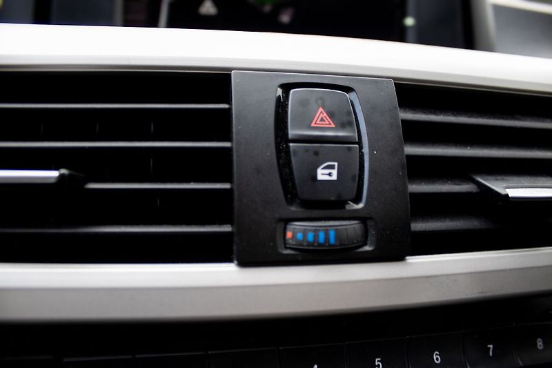 BMW Řada 3 Nebourané, pravidelně servis - fotka 20 z 36