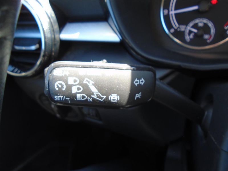 Škoda Fabia 1,0   AUTOMAT - fotka 26 z 29