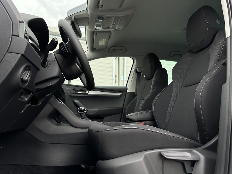 Škoda Karoq 1.5TSi DSG 150PS LED V.Cockpit - fotka 9 z 38