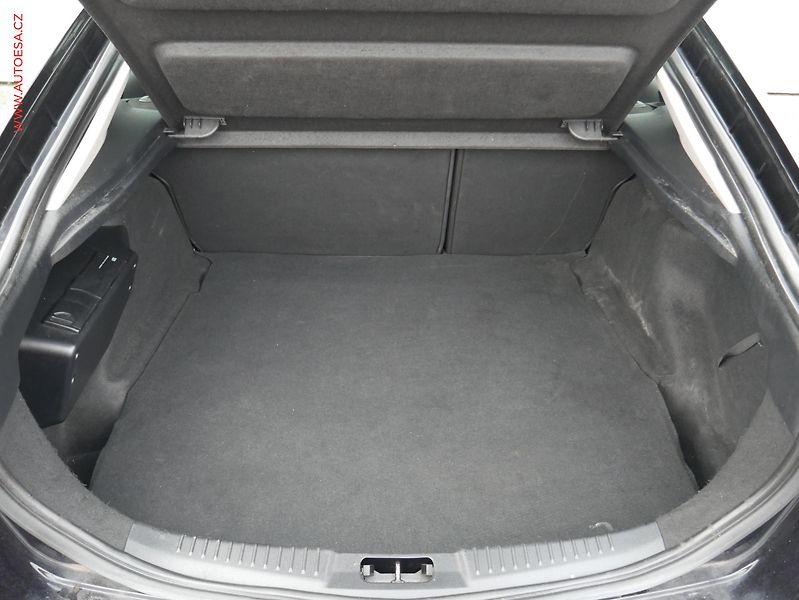 Ford Mondeo (2007) 2.0TDCi, ČR, AC, xenon, park - fotka 7 z 19