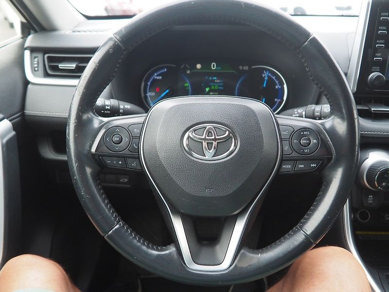 Toyota RAV4 (2019) 2.5 Hybrid, Automat - fotka 22 z 36