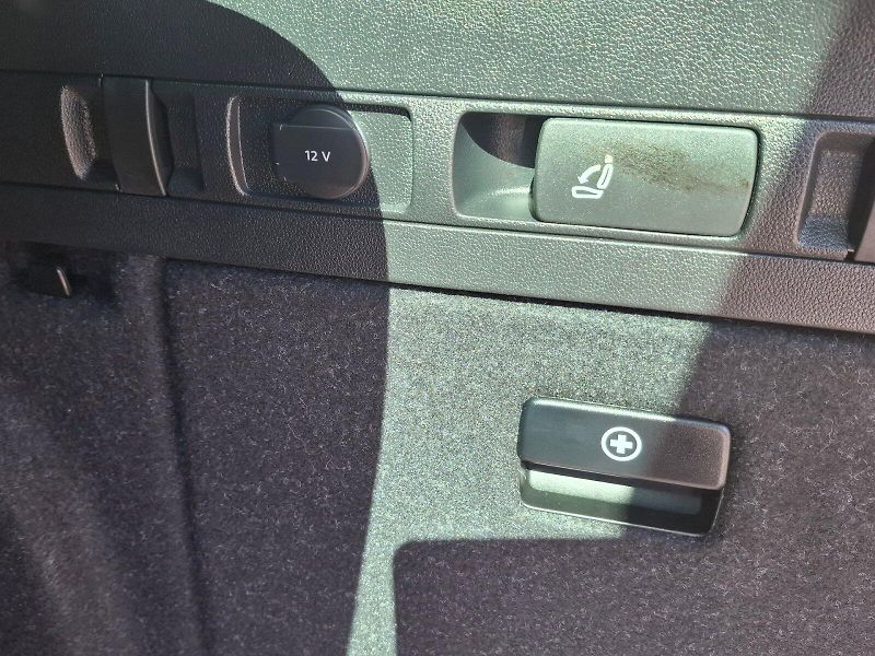 Škoda Superb (2024) COMBI STYLE PLUS TD 110/2.0 7D - fotka 28 z 33