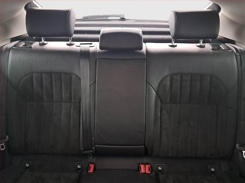 Škoda Superb (2015) Style 2.0 TDI, Automat - fotka 10 z 20