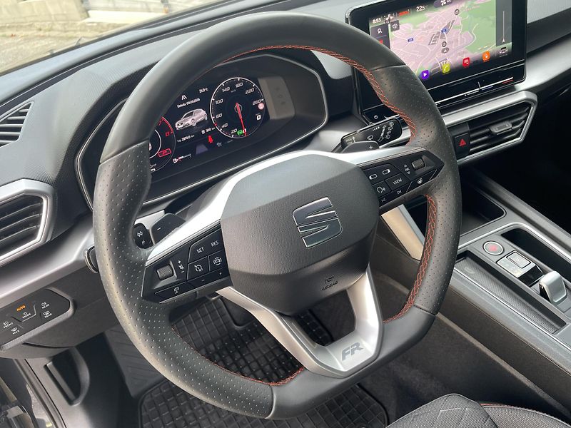 Seat Leon (2021) 1.5 TSI 110 kW DSG FR - fotka 10 z 47