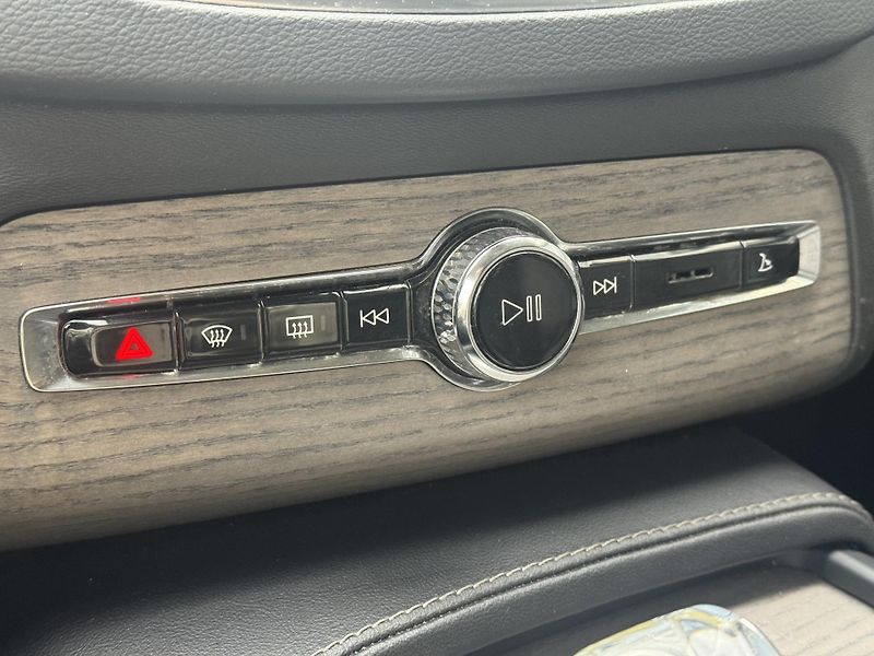 Volvo XC90 (2023) B5 4X4 Ultimate, DPH, 1.MAJ - fotka 43 z 53