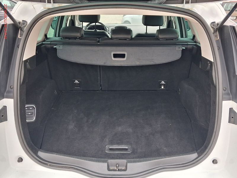 Renault Grand Scénic (2019) 1.8dCi, ČR, AT, LED, kamera - fotka 7 z 24