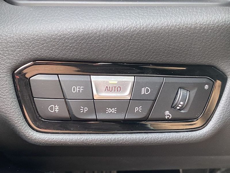 Toyota Supra 2.0iT, Executive, SPORT, JBL - fotka 26 z 31