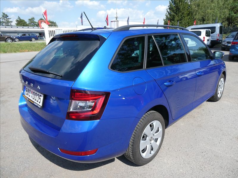 Škoda Fabia 1,0 TSi 70kW STYLE, po servise - fotka 9 z 41