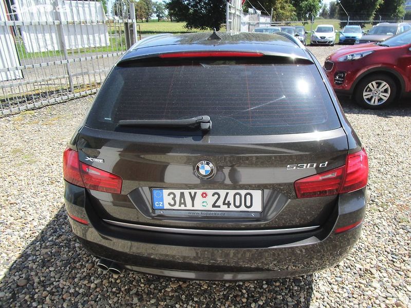 BMW Řada 5 3.0D-4x4-190KW-KOUPEN V ČR - fotka 7 z 37