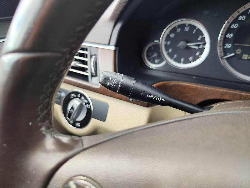 Mercedes-Benz Třídy E E250 CDI/150kW Elegance AT - fotka 23 z 33