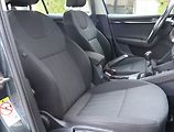 Škoda Octavia (2019) 1.6 TDI, Navi, Tempomat - náhled 9