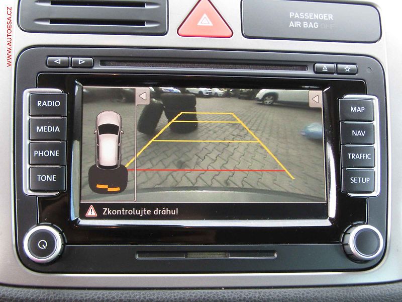 Volkswagen Tiguan (2011) 2.0 TDi 4x4, DSG, kůže, AC - fotka 13 z 18