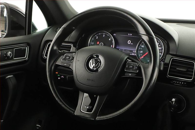 Volkswagen Touareg (2015) 3.0 TDI, 4X4, Automat, Kůže - fotka 8 z 19