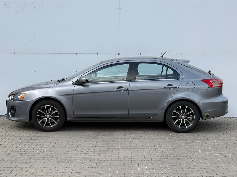 Mitsubishi Lancer 1.6i 86kW LPG - fotka 3 z 28