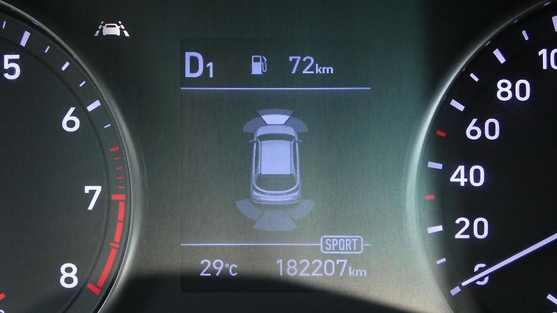 Hyundai i30 1.5 T-GDI N-Line - fotka 14 z 23