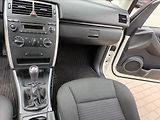 Mercedes-Benz Třídy B 2,0 i,B 200,100kw,TAŽNÉ,VÝHŘEV - náhled 13