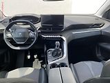 Peugeot 3008 (2021) 1.5 HDi, 2.maj,ČR, Allure - náhled 8