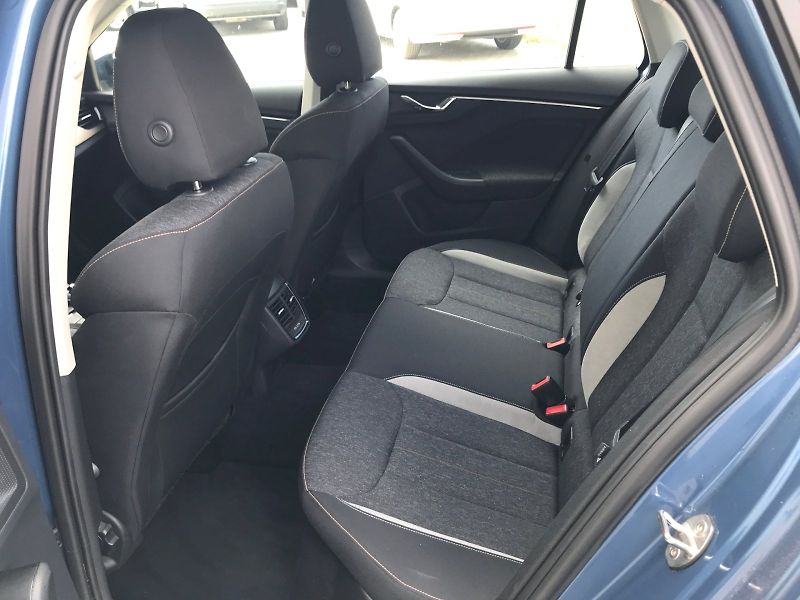 Škoda Kamiq (2021) STY TS 81/1.0 M6F - fotka 12 z 25