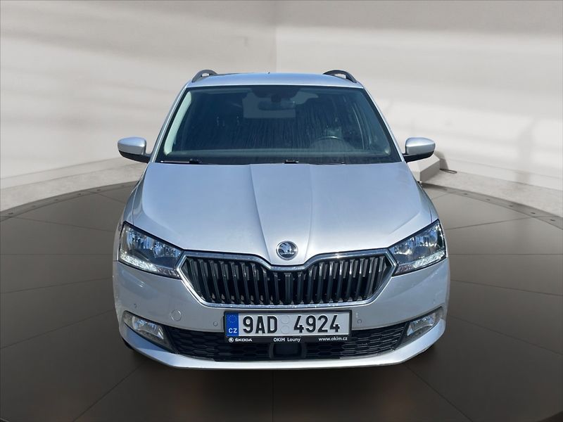 Škoda Fabia 1,0 TSI Ambition - fotka 2 z 11