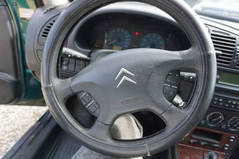 Citroën Xsara (2001) 1,6 NOVÉ V ČR - fotka 7 z 20