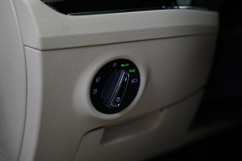 Škoda Superb - fotka 13 z 35