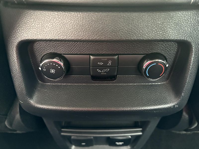 Ford Galaxy (2022) 2.0 EcoBlue  Titanium 7 míst - fotka 21 z 30