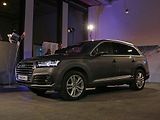 Audi Q7.