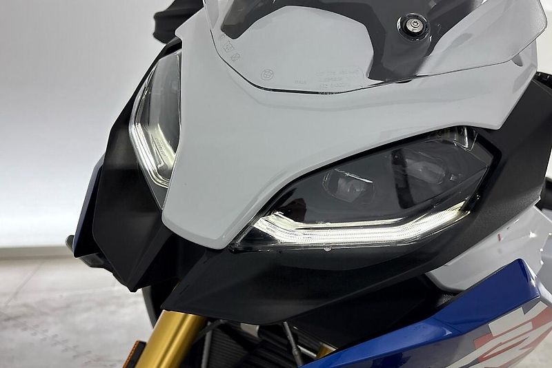 BMW MOTO F 900 XR - fotka 7 z 14