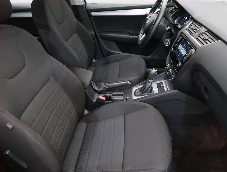Škoda Octavia (2016) Style 1.6 TDI, Automat - fotka 9 z 18
