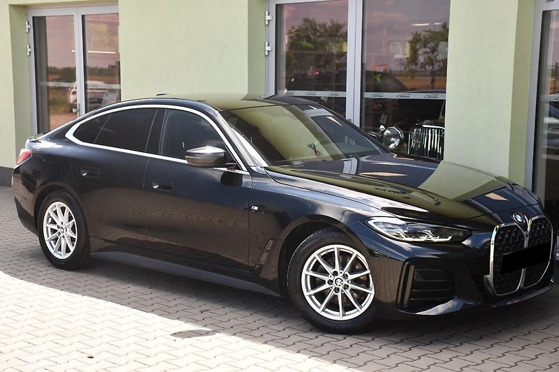 BMW Řada 4 420d xDrive M-SPORT ČR 1.MAJ - fotka 2 z 41