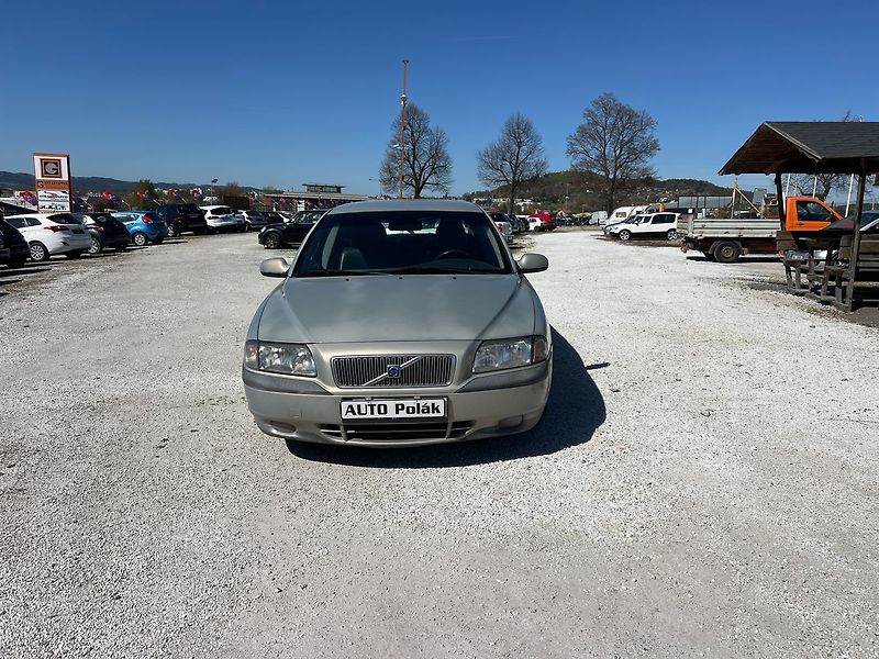 Volvo S80 2.5 TD 5V - fotka 2 z 16