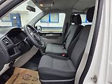 Volkswagen Transporter (2018) 2.0 TDI 9 míst - náhled 6