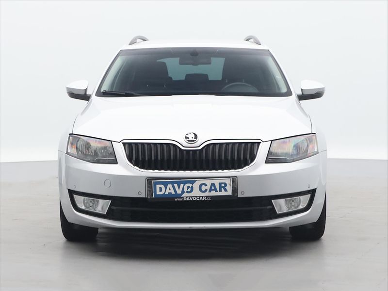 Škoda Octavia 2,0 TDI 110kW DSG Navi DPH - fotka 2 z 26