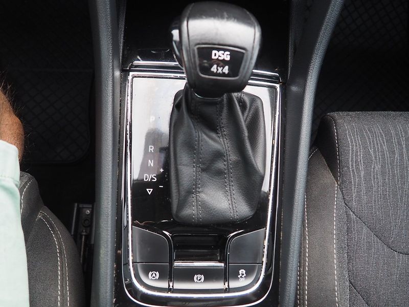 Škoda Kodiaq (2019) 2.0 TDI 140 kW DSG Style 4x4 - fotka 34 z 37
