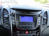 Hyundai i30 (2016) 1.6GDi, ČR, AC - náhled 11