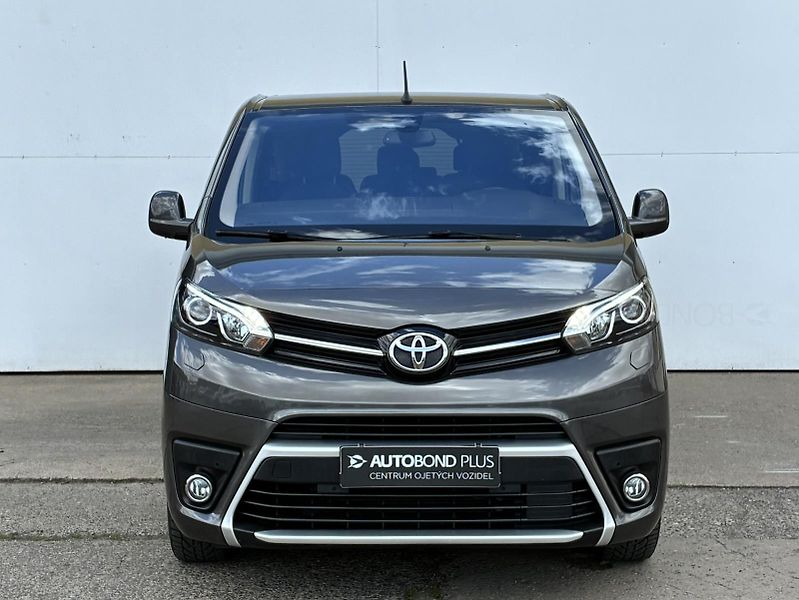 Toyota ProAce Verso 2.0 D-4D 130kW L1 Family Tažné - fotka 4 z 25