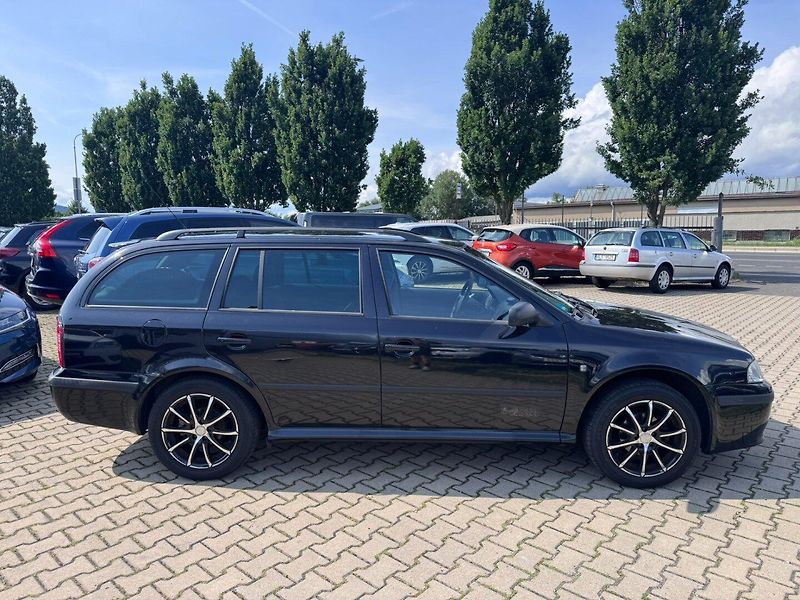 Škoda Octavia (2006) 1,6 MPI 75 KW GO MOTORU - fotka 6 z 47